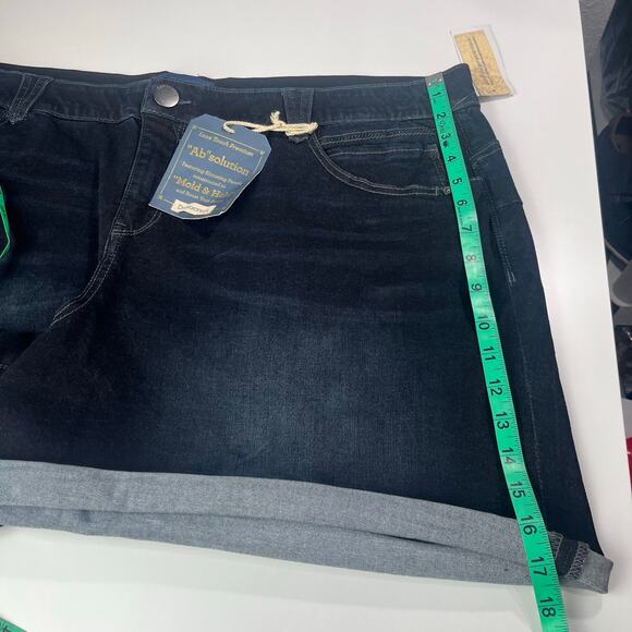 Democracy “Ab"solution Cuffed Jean Shorts 24W Two Pairs New With‎ Tags Blue - Picture 10 of 16